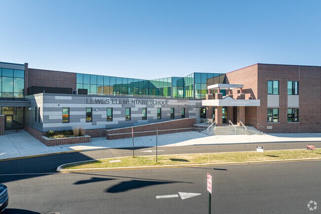Lewes Elementary School is a top-rated elementary school located in Lewes, DE.