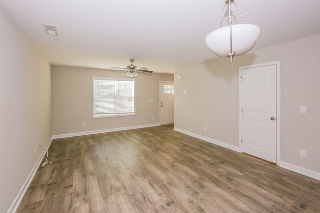 114 Rowan St, Granite Quarry, NC 28146 - photo 5