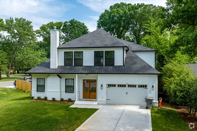 A modern traditional home in the Collingwood neighborhood of Charlotte.