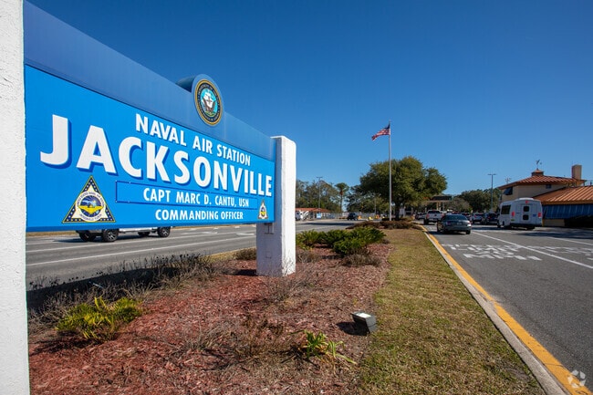 Jacksonville Navel Air Station is located minutes from the Cedar Hills.