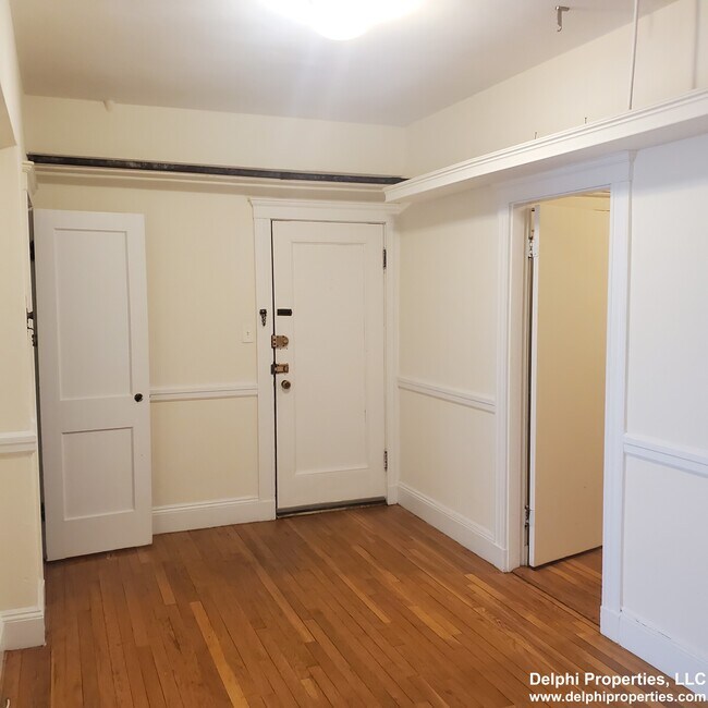 5 Lothian Rd unit 1, Brighton, MA 02135 - photo 3