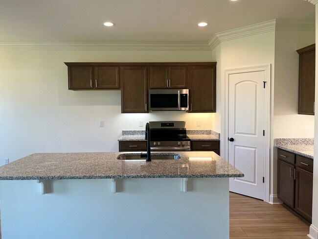 103 Nandina Dr, Scott, LA 70583 - photo 2