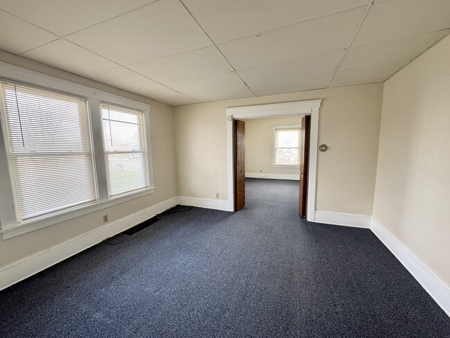 1107 Cleveland Ave SW unit 2, Canton, OH 44707 - photo 3