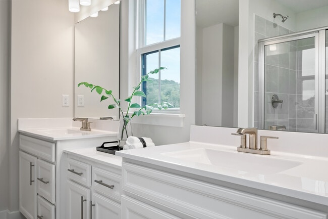 227 Elk Ridge Dr, Moon Township, PA 15108 - photo 2