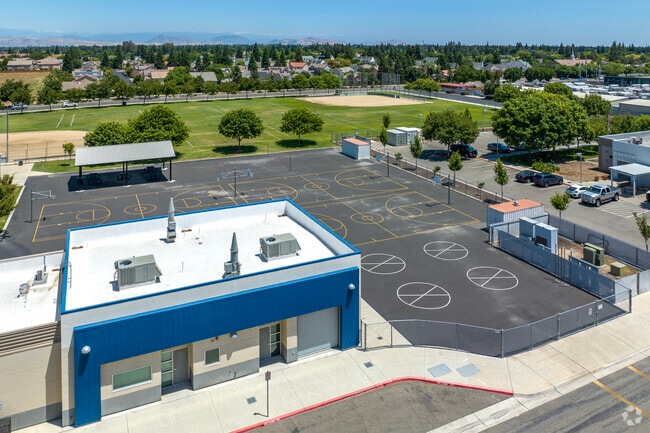 Students can play basketball at Clovis Community Day School.