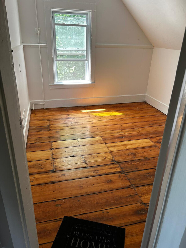 Bedroom #1