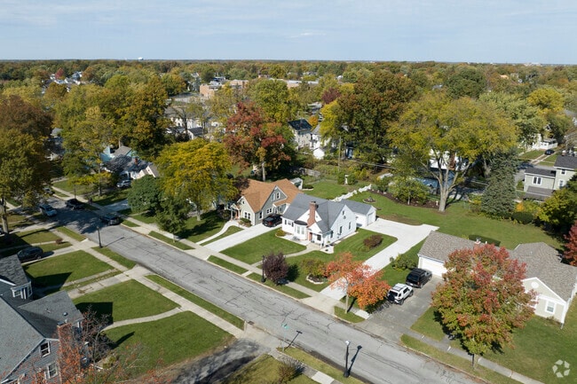 Sherwood to Pettit homes are mingled among the trees.