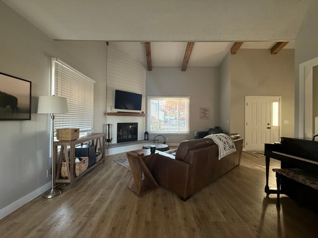 2305 S 165th St, Omaha, NE 68130 - photo 6