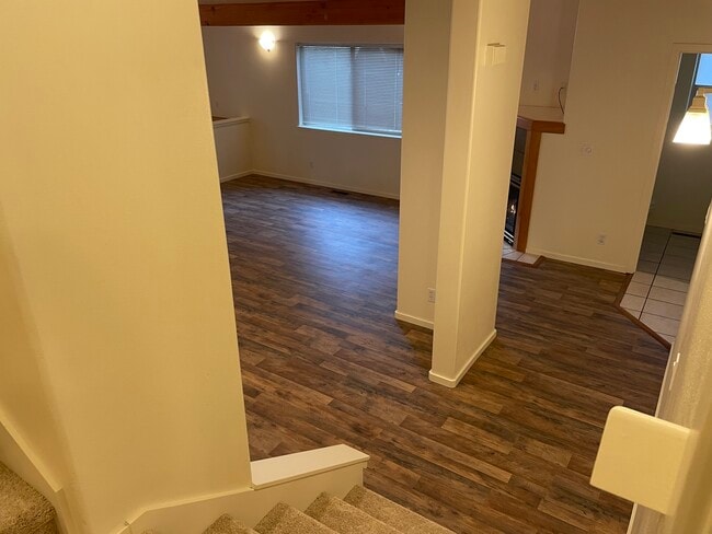 1755 NE Lotus Dr, Bend, OR 97701 - photo 5