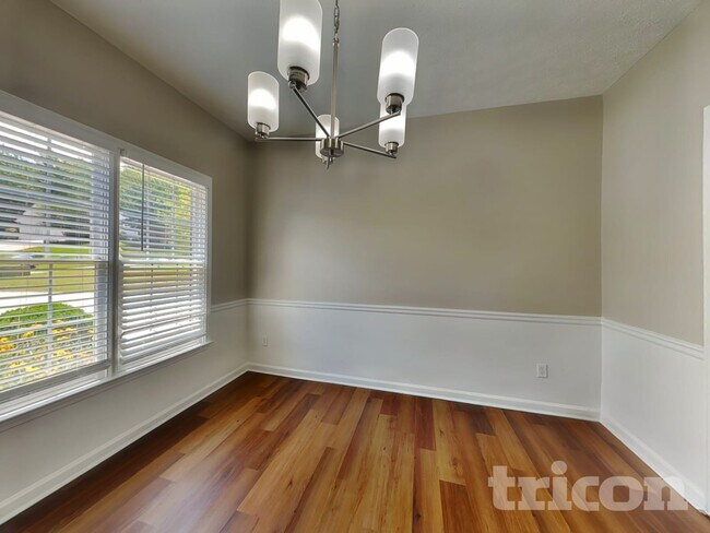 610 Dana Pointe Ct, Lawrenceville, GA 30045 - photo 5