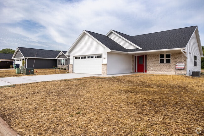 There are a few newer homes in the John Muir Park neighborhood.