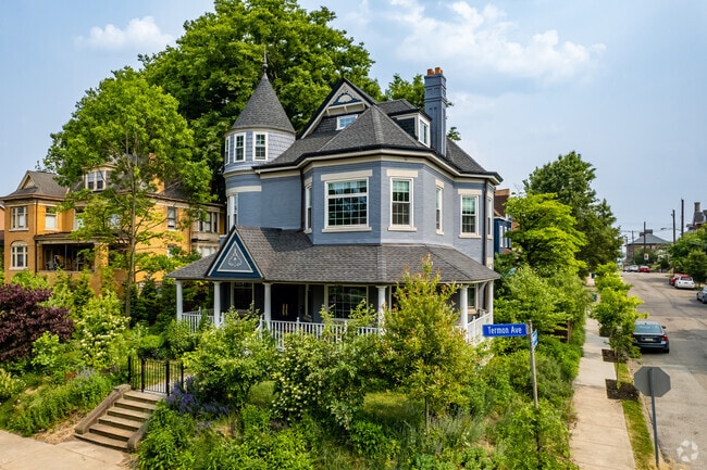 Residents of Brighton Heights take great pride in keeping this community the best it can be.