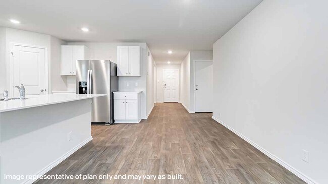 703 Garnier Pass unit 36209780, San Antonio, TX 78221 - photo 3