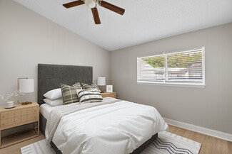 7648 Garners Ferry Rd, Columbia, SC 29209