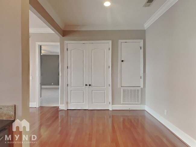 687 Flag Cir, Birmingham, AL 35226 - photo 6