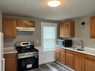 9 Pearl St Unit 9 Pearl St #2, Spencer, MA 01562