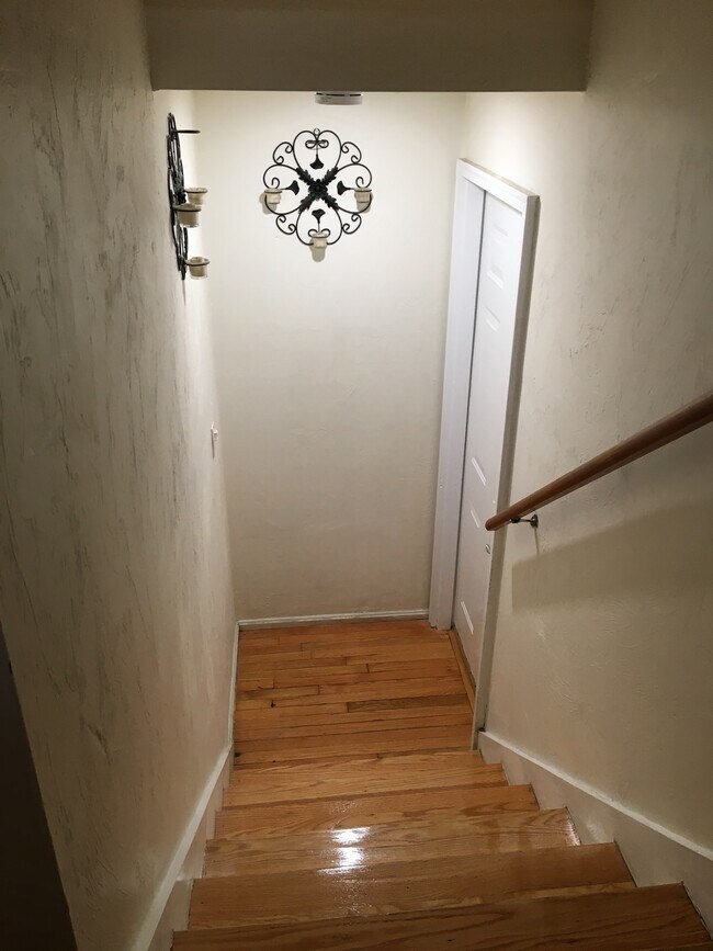 42 Woodrow Ave unit 1, Boston, MA 02124 - photo 3