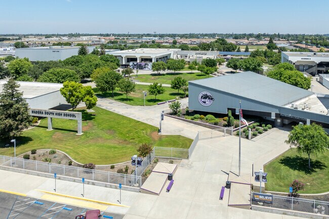 Madera South High School serves grades 9-12 in Madera and offers Career and Technical Education.