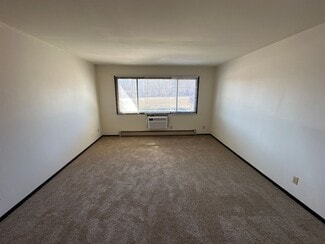 10500 W Fond du Lac Ave Unit 4, Milwaukee, WI 53224