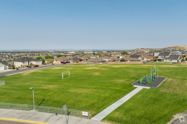 Sage Crest Elementary School is surrounded by residential zoning and serves Canyon Lakes.