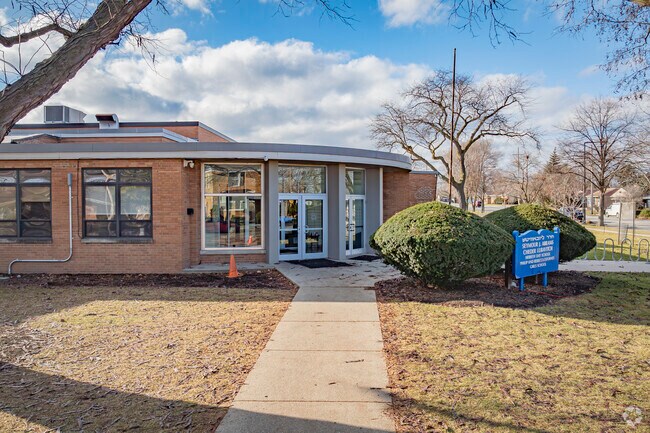 Cheder Lubavitch Hebrew Day School