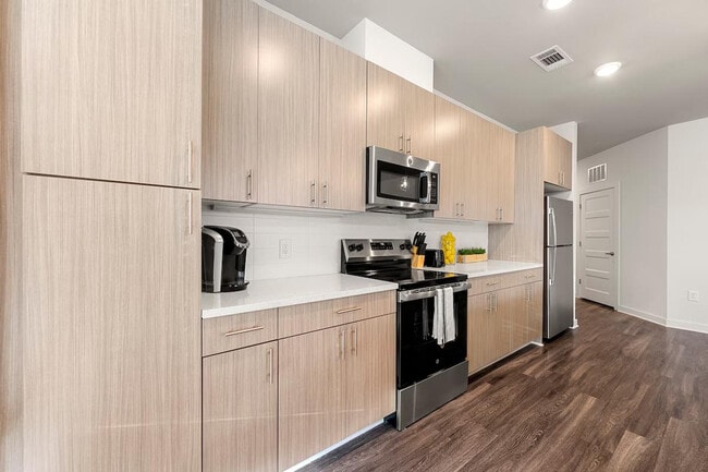 2048 Bolton Dr NW unit ID1355655P, Atlanta, GA 30318 - photo 7