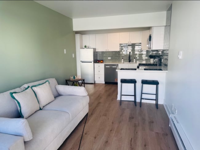 4823 W 157th St, Oak Forest, IL 60452 - photo 2