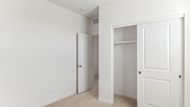 25434 W Fraktur Rd, Buckeye, AZ 85326 - photo 5