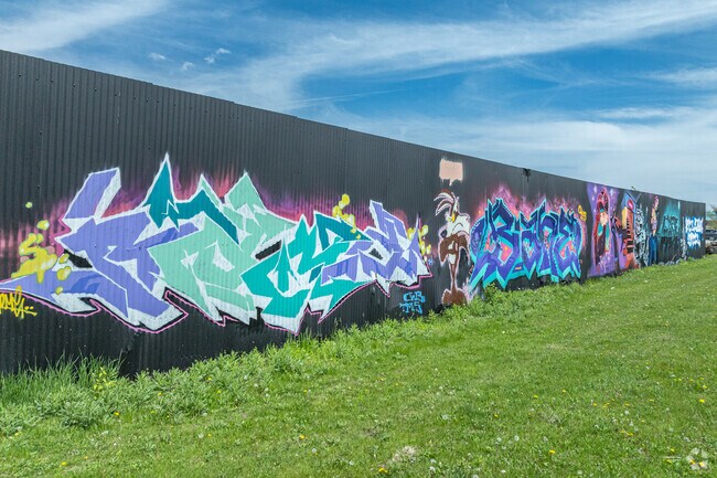 Many beautiful murals and paintings can be seen throughout the city of Bradley.