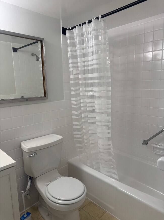 1111 University Blvd W, Silver Spring, MD 20902 - photo 6