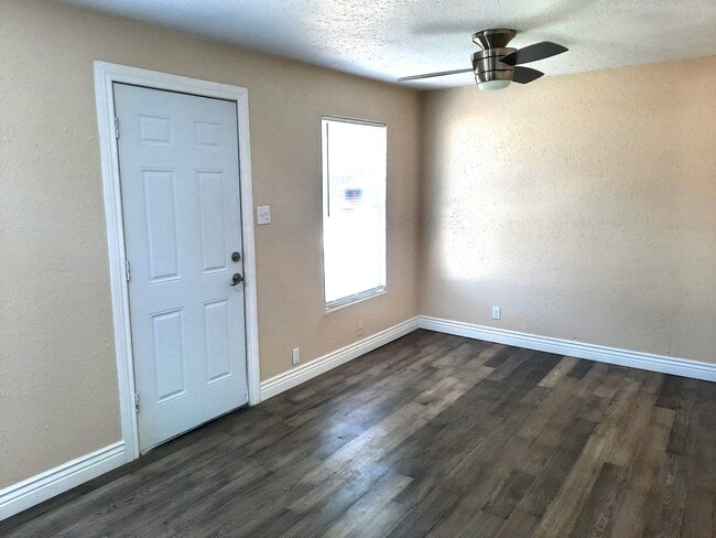 511 Wolf St unit B, Killeen, TX 76541 - photo 4