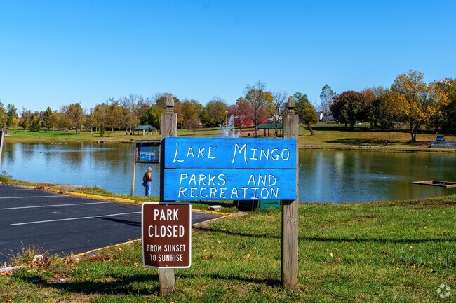 Lake Mingo Park, with playground and walking trail, is minutes from Northeast Nicholasville.
