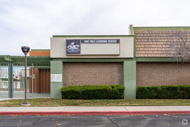 Oak Tree Community Day School is located at 37230 37Th St. E., Palmdale, CA 93550.