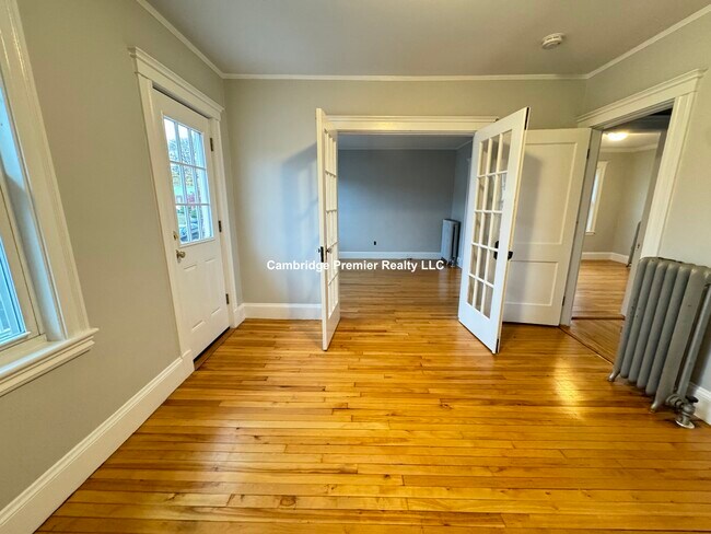 12 Fairfax St unit 2, Somerville, MA 02144 - photo 7