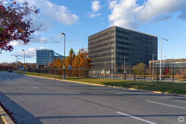 The Suitland Federal Center clusters key agencies near the Metro.