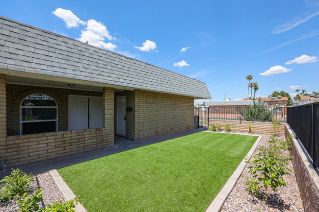 1159 W Drummer Ave, Mesa, AZ 85210 - photo 4