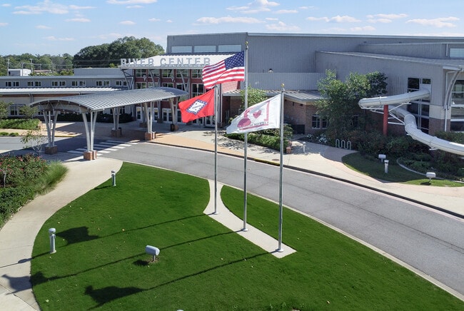 Benton The River Center 5of7