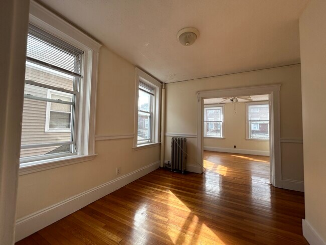 8 Barrows St unit 2, Allston, MA 02134 - photo 6
