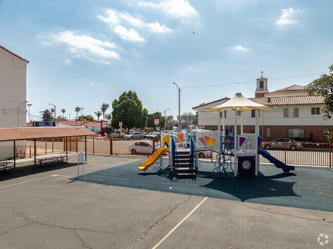 Ednovate - Esperanza College Prep