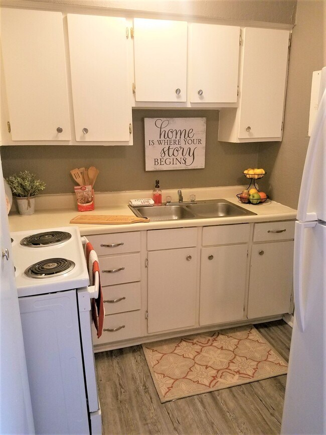 2309-2309 NW 38th St, Lawton, OK 73505