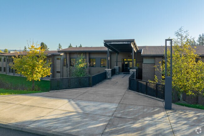 Jemtegaard Middle School serves grades 6-8 on SE Evergreen Hwy in Washougal.