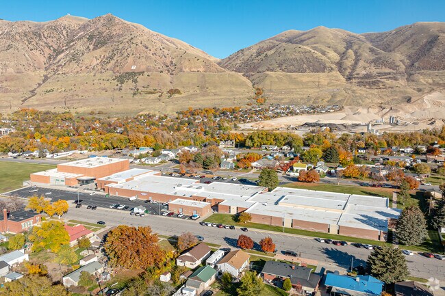 Perry students thrive at Box Elder Middle School with engaging programs.