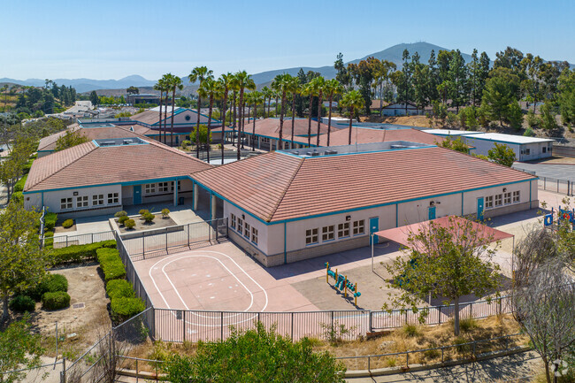 Sweetwater Springs Elementary School featured a fenced in campus.