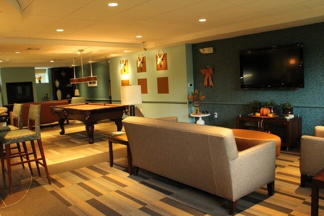 11 Camelot Ct unit 11-3B, Brighton, MA 02135 - photo 2