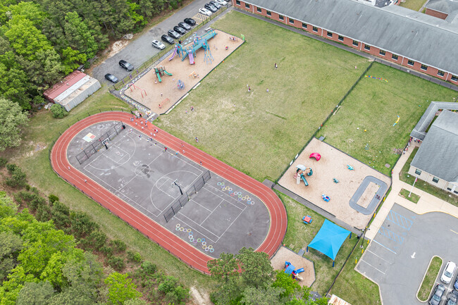 George Mitchell Elementary School empowers all students to achieve their highest potential.