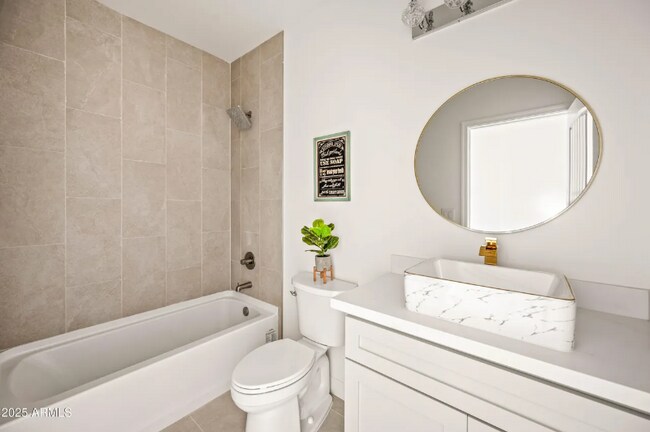 38167 W San Juan Ave, Coyote Ridge, AZ 85354 - photo 7