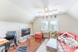 3047 N Kimball Ave Unit 3C, Chicago, IL 60618