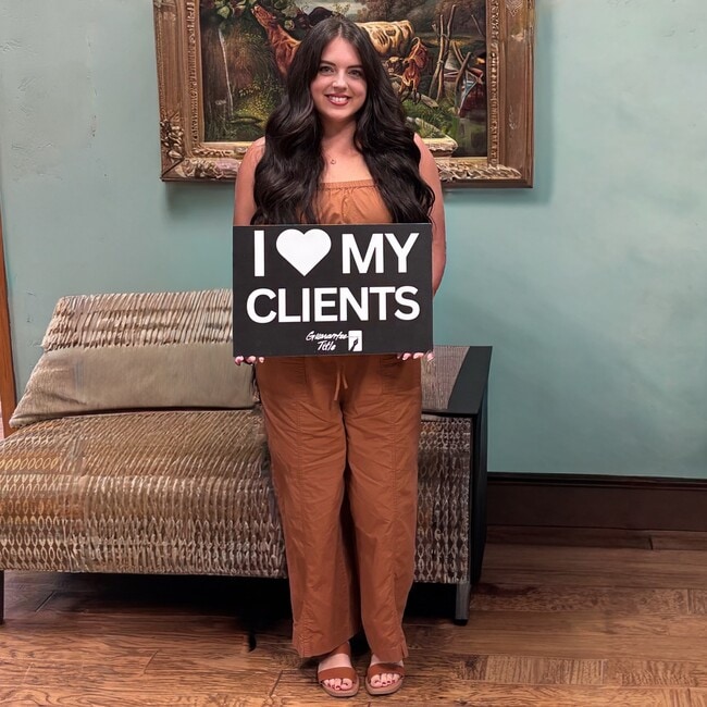 Agent Photo