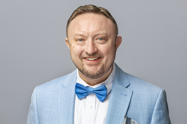 Agent Photo