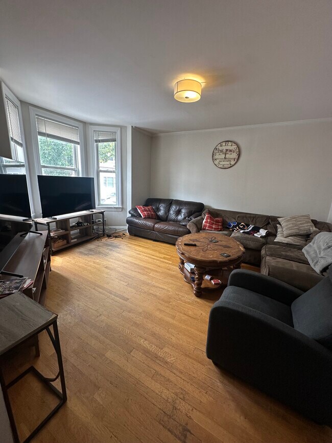 728 E 5th St unit 1, Boston, MA 02127 - photo 3